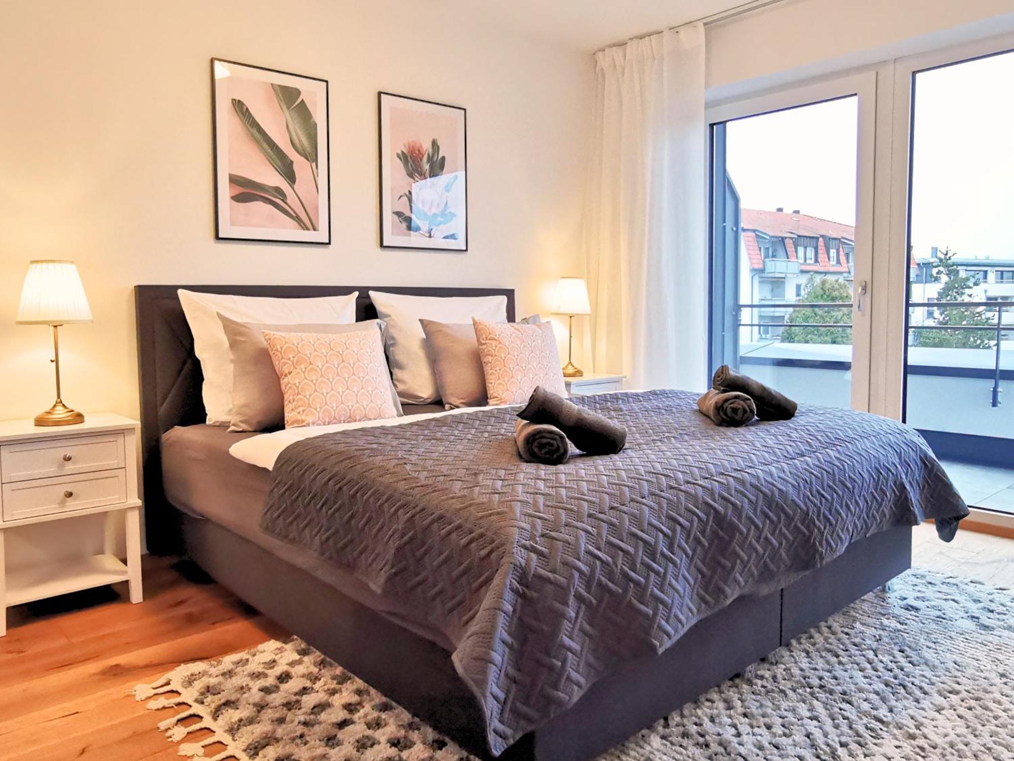 Appartement Fynbos Penthouse Deluxe, Balkon, Parkplatz à Straubing Extérieur photo